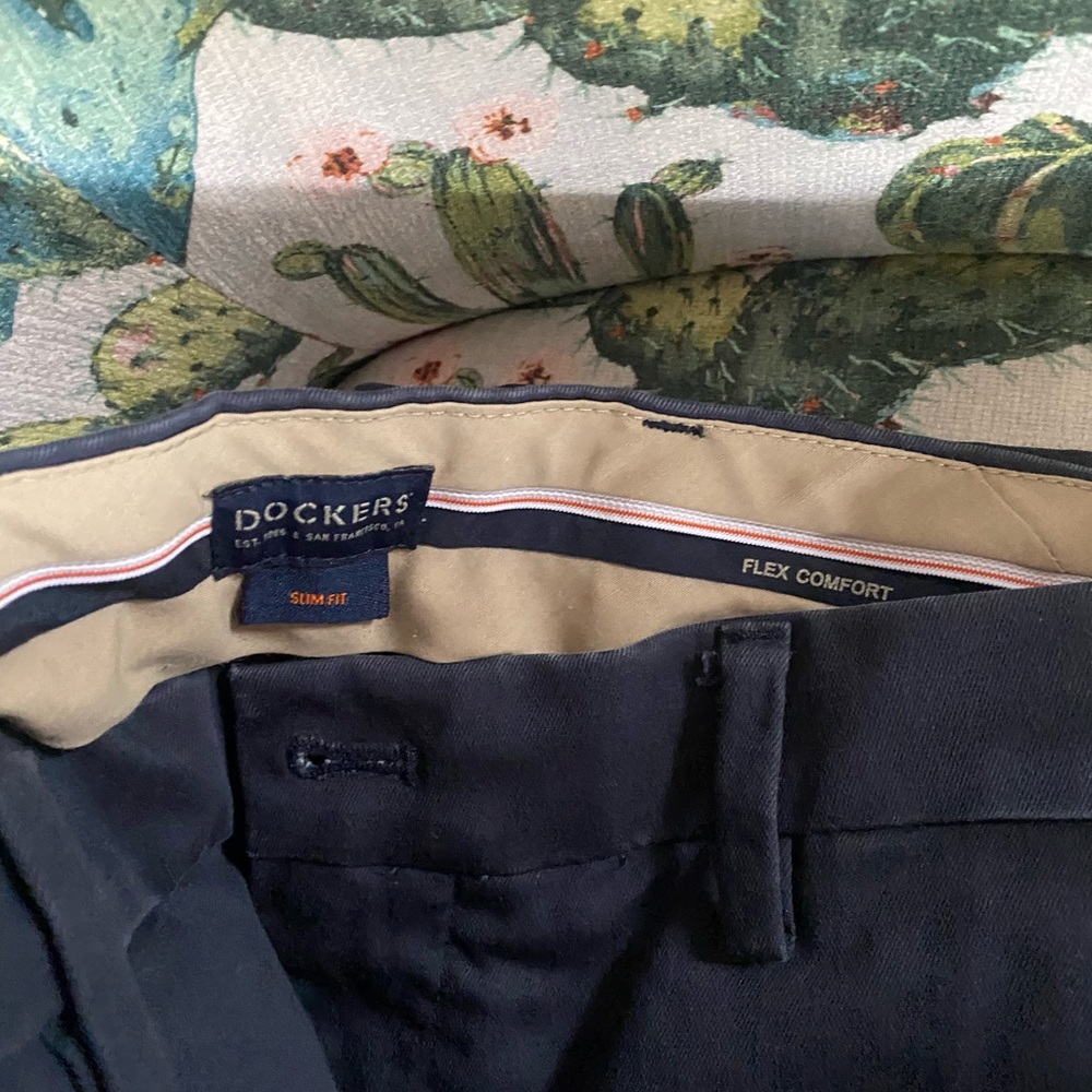 Men’s dockers navy blue dress pant